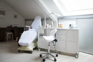 Pielęgnacja skórek paznokci u stóp